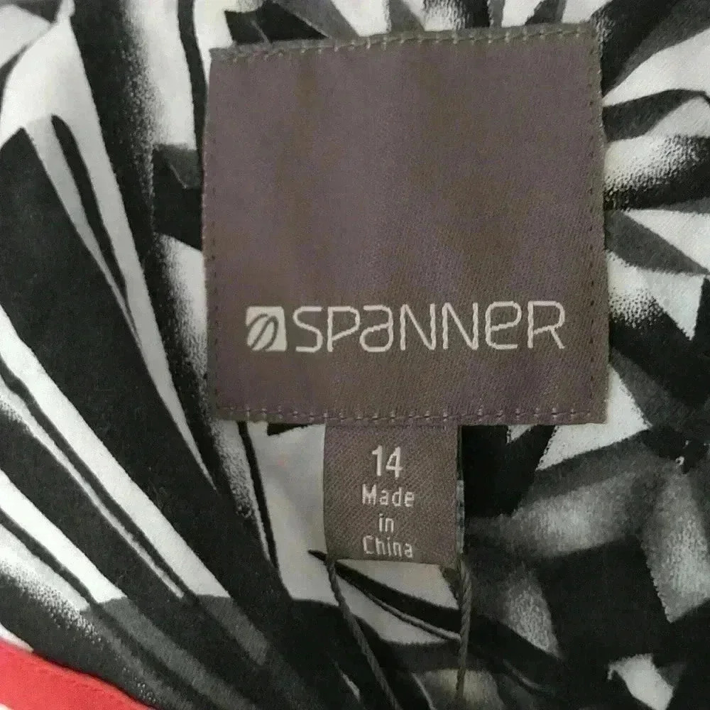 Spanner  jacket - Picture 3 of 5